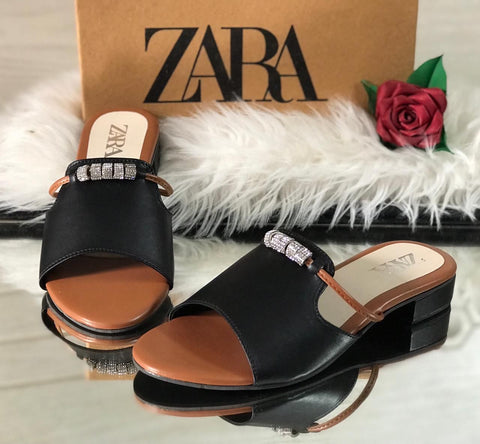 Nina Sandal - Black